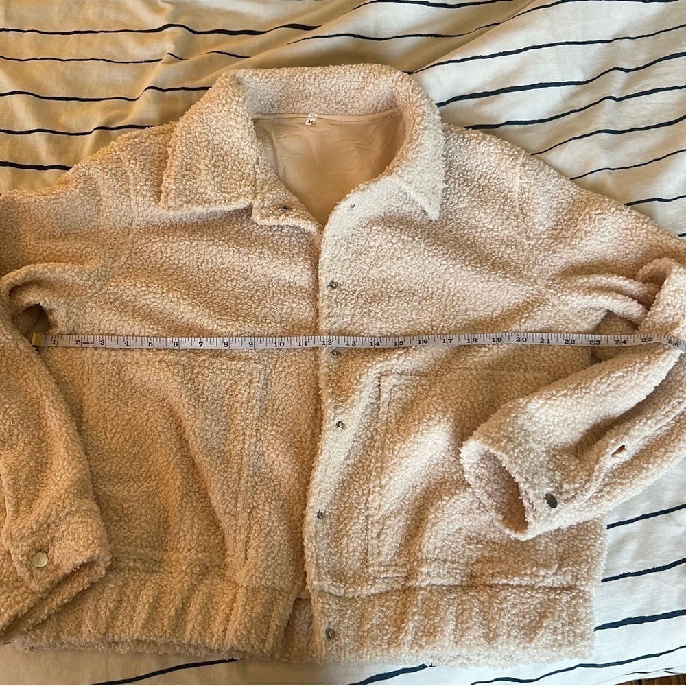 NWT Jean Jacket Style Faux Shearling Jacket SZ M - Picture 9 of 9